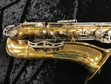 Photo Beautiful King Zephyr Tenor Sax in ORIGINAL LACQUER - Serial # 443611